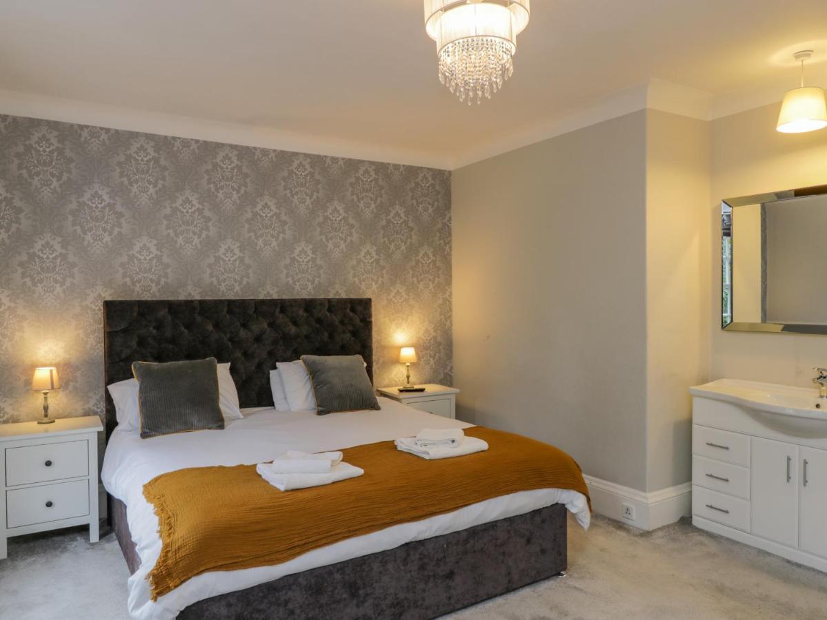 The Manor House Villa Scarborough Bagian luar foto