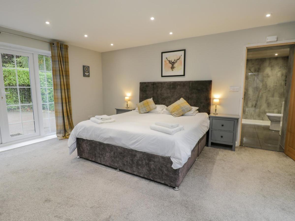 The Manor House Villa Scarborough Bagian luar foto