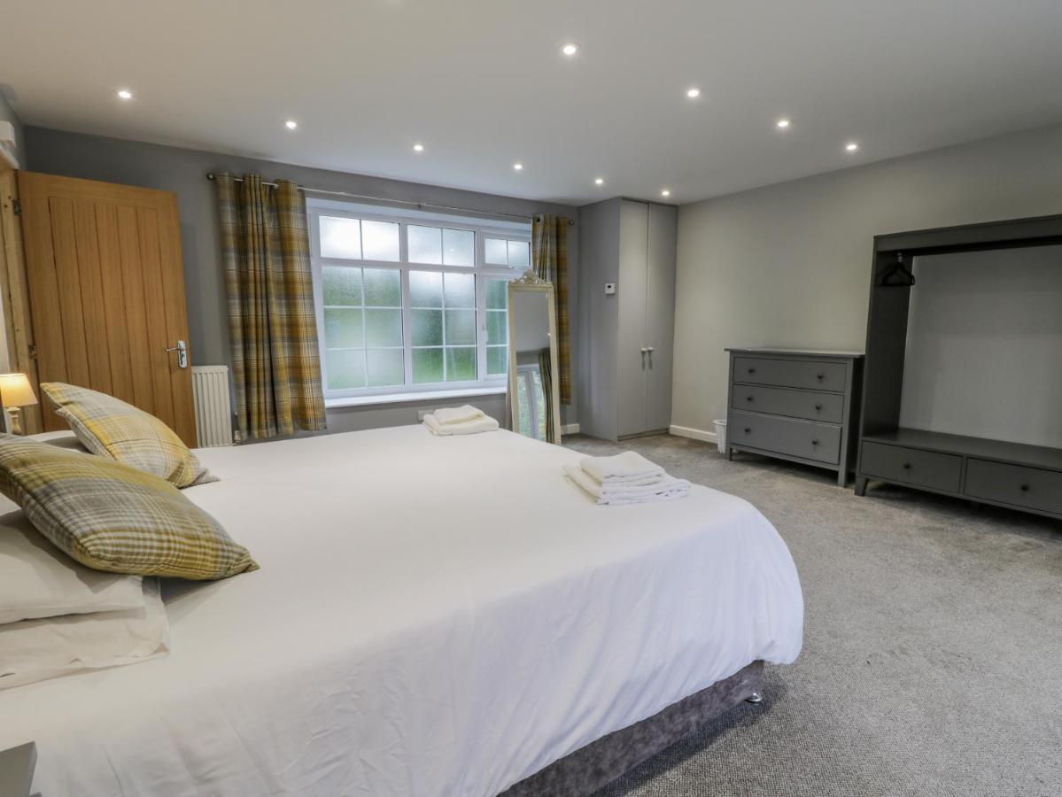 The Manor House Villa Scarborough Bagian luar foto